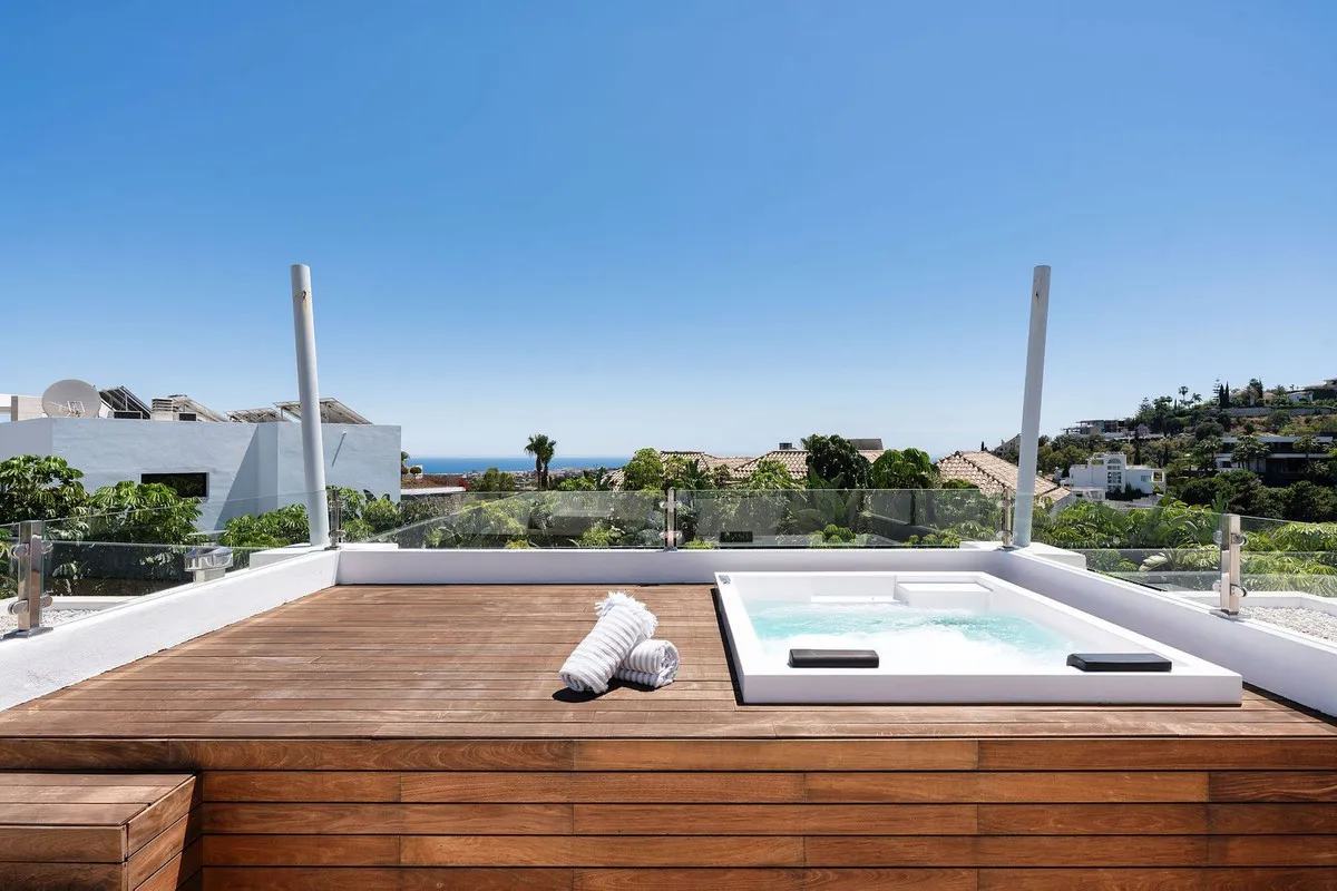 ca457db0-710c-4b3b-b8ce-7c97a4c2768a