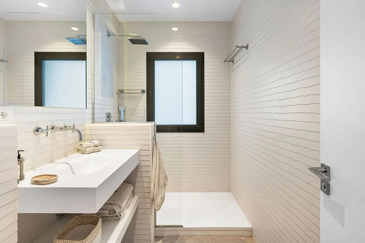 da311eef-5259-41bd-a11e-28e2ce64a5e6