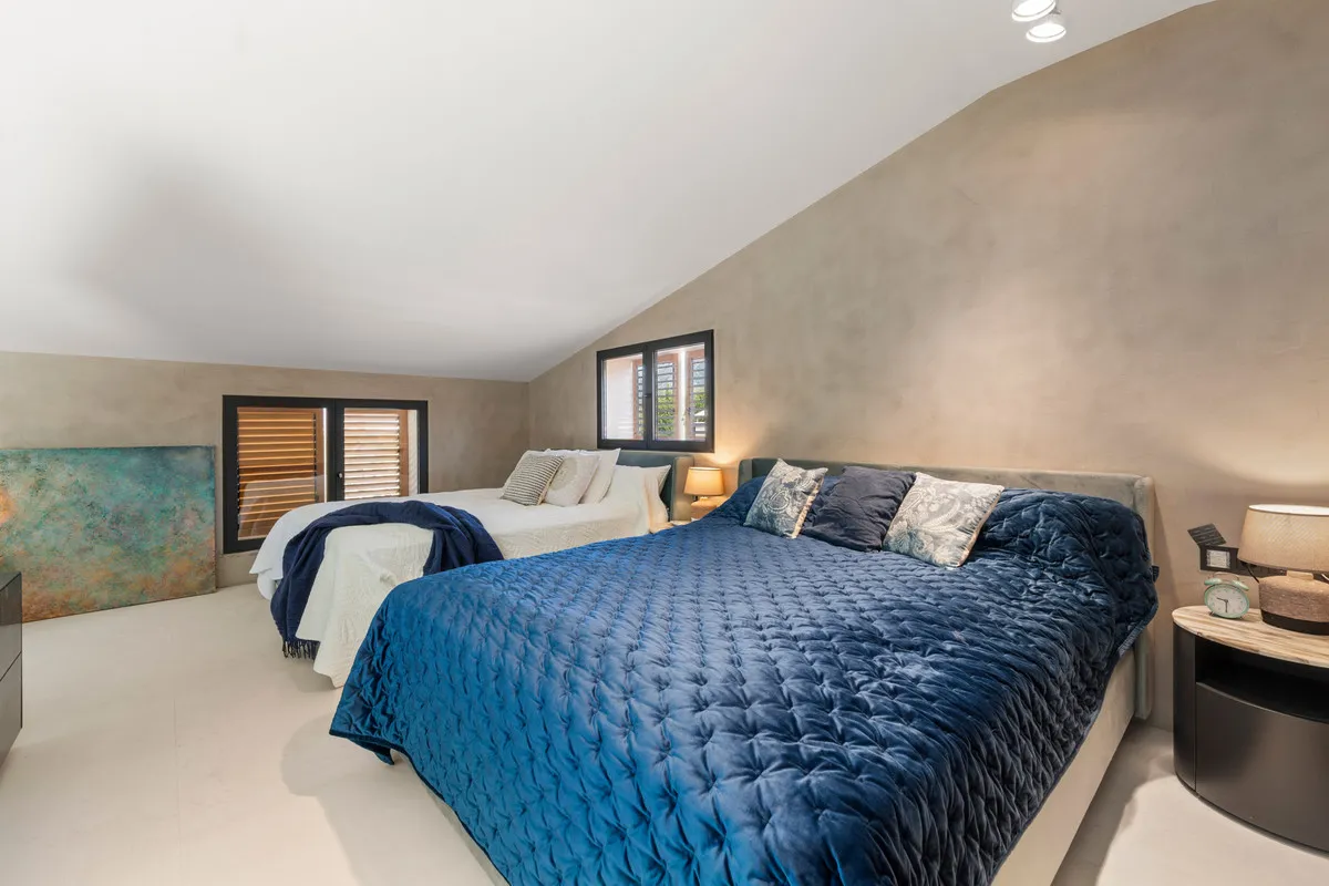 7e554d00-924f-406c-be70-c25a33e65e5d