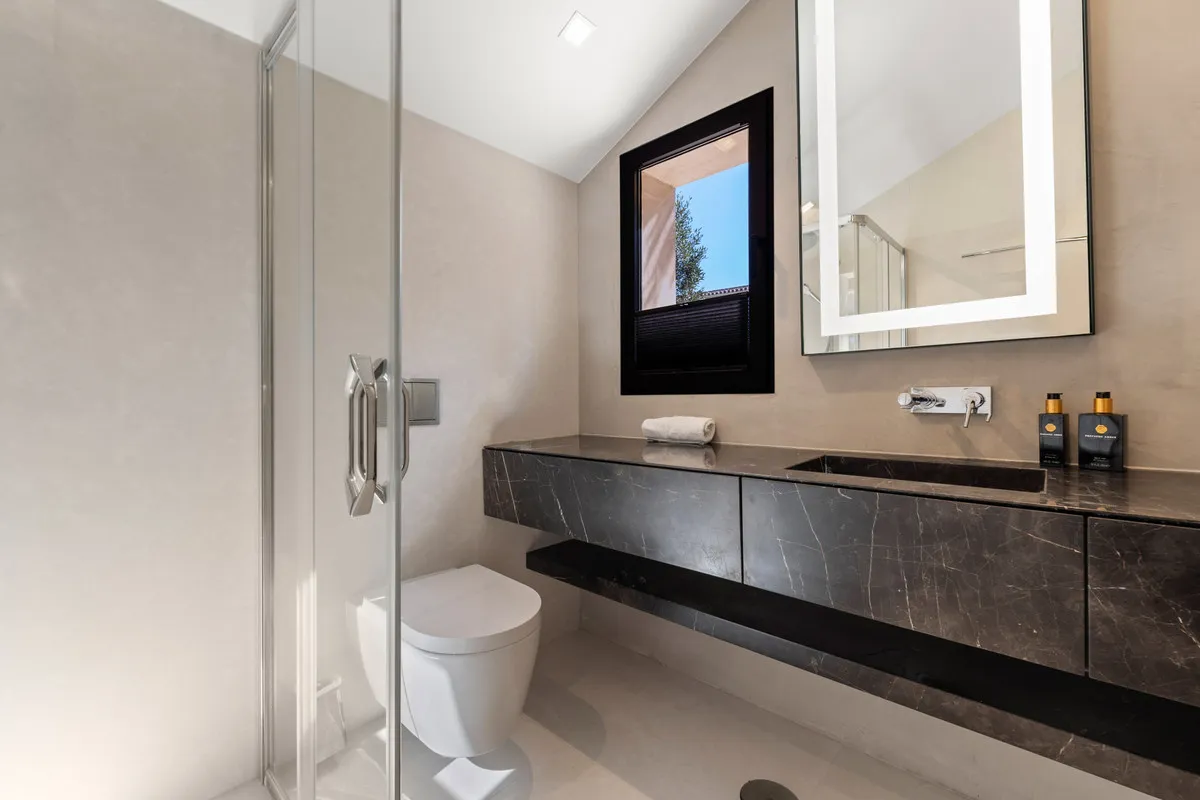 81f8b68e-30b5-412c-84c8-2bb87a693c57