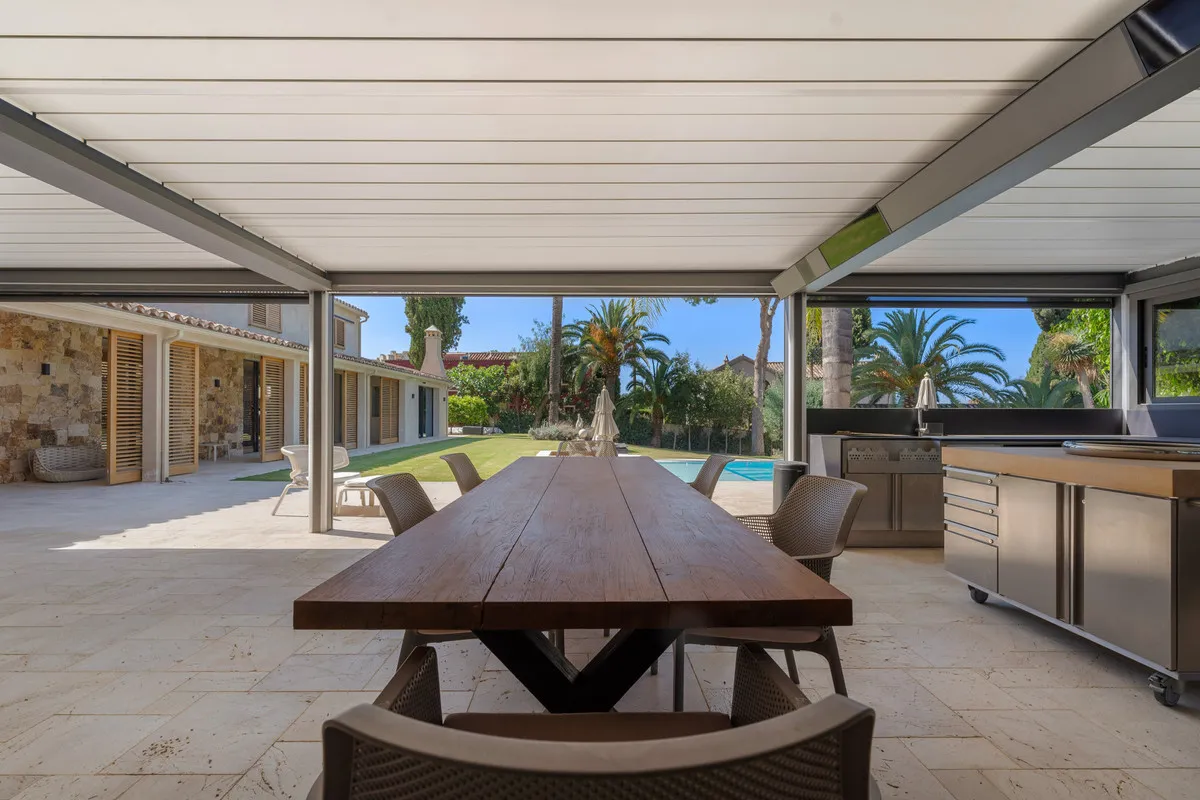 eaa833f3-d412-47c1-8d38-fa7508878525