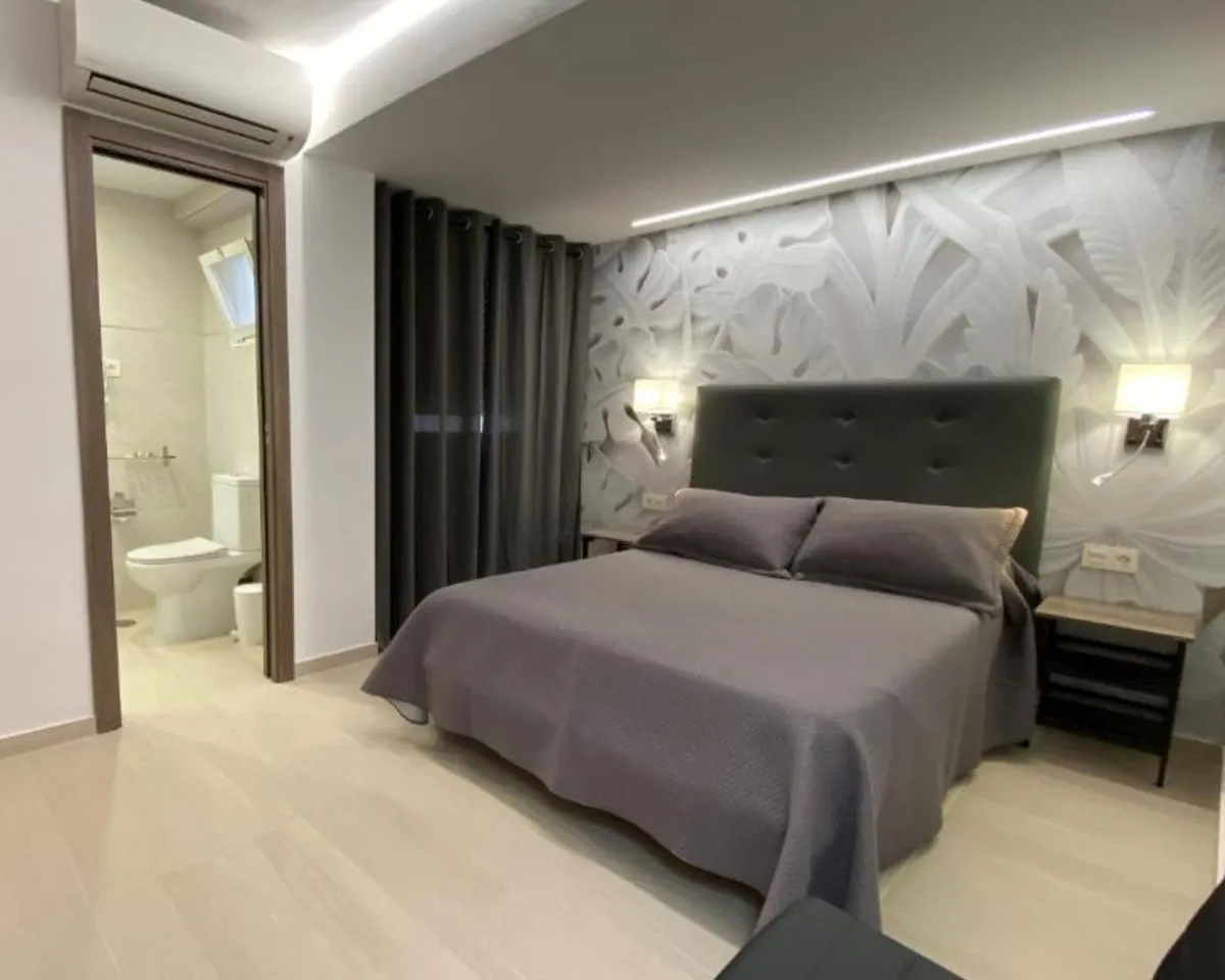 0c257a31-90c6-4a83-93fa-7ba051595070