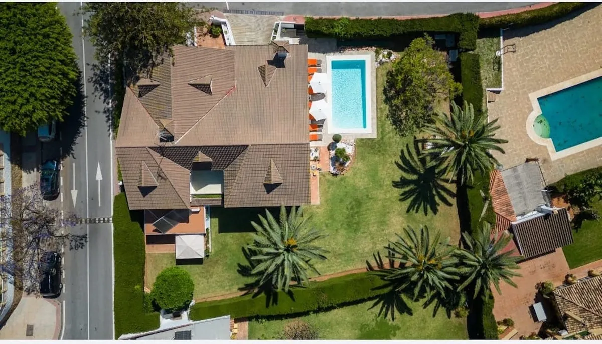 e7a12bc5-e127-433b-8154-2b4feb889d88