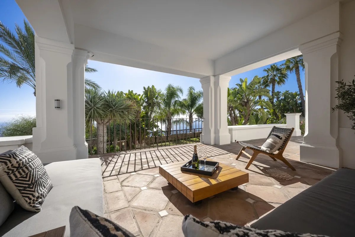 a7404e62-1aa5-4645-8ce6-756a37674394