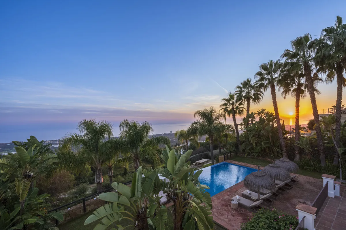 ba475115-9a4b-406a-b2e1-fb09a84b3cc4