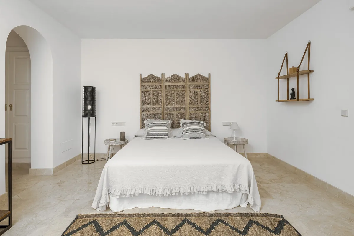 db2fe4c3-cbcc-4ff4-898f-3b658c71e1b7