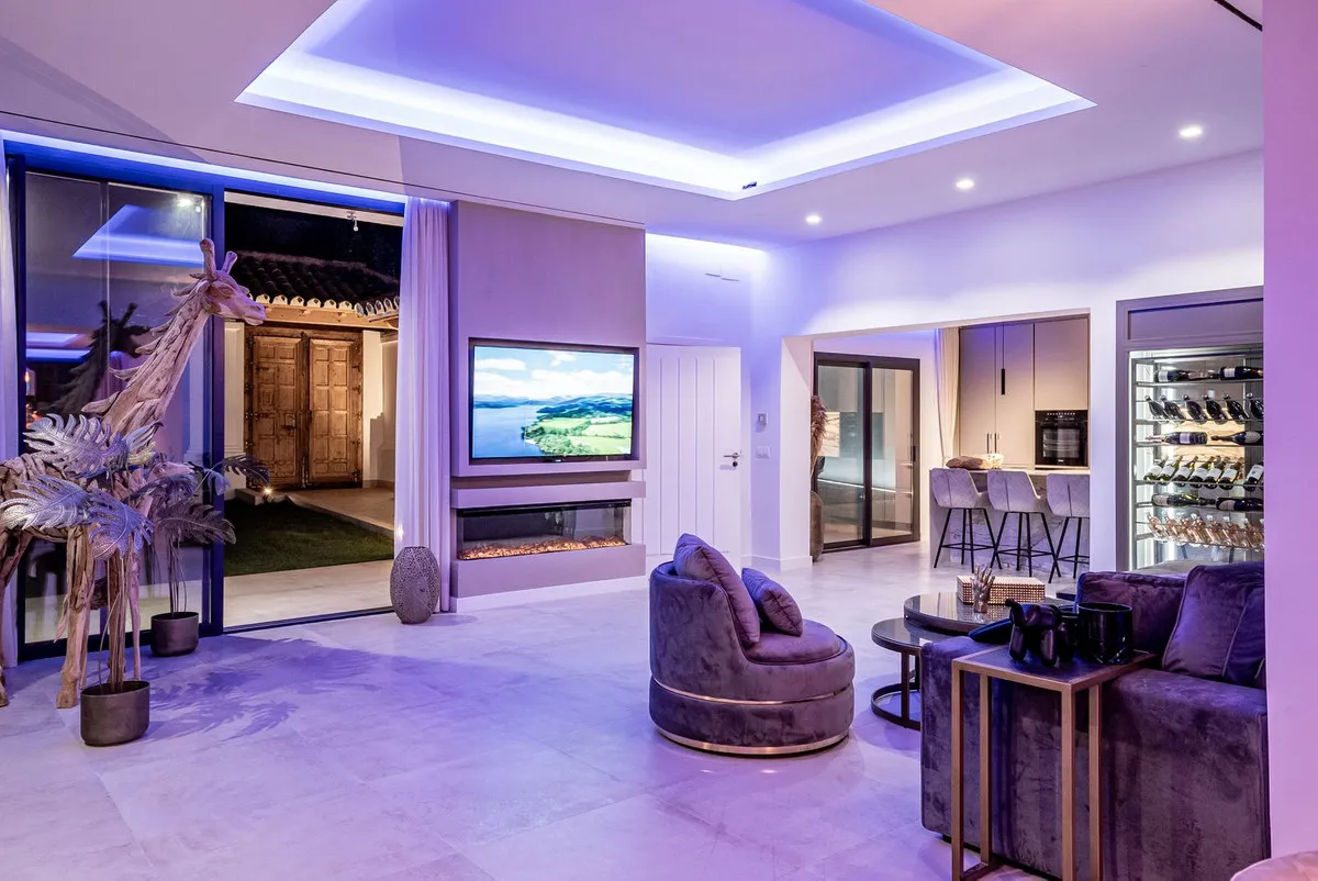 7e0086b7-ecaf-4663-8e49-20272475c15f