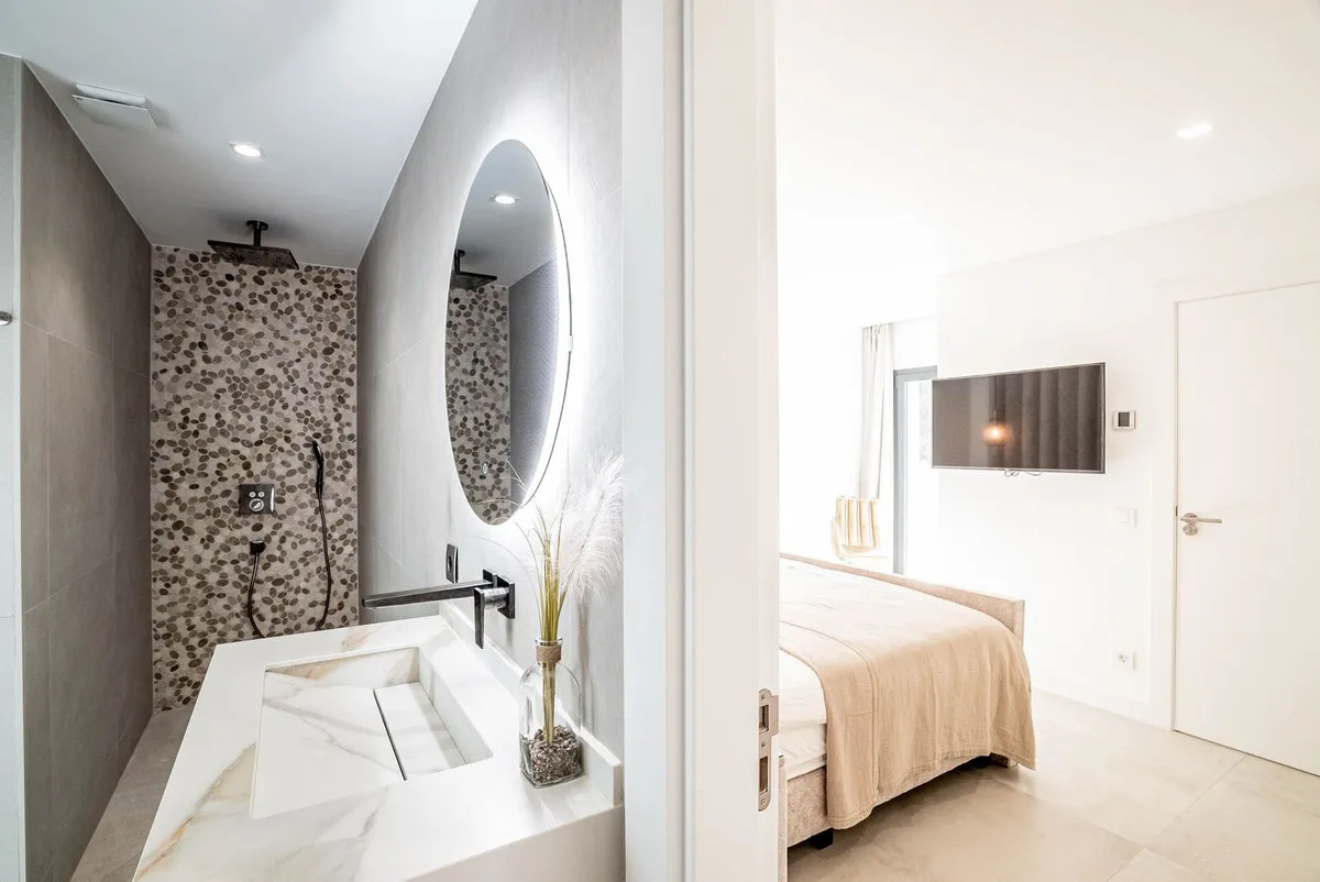 9a8a763c-9724-4d7f-b1f0-91c4f4542288