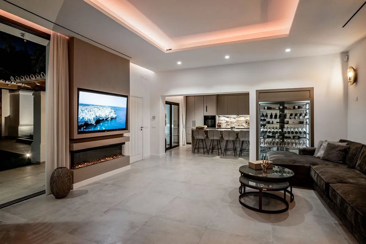 b67f702c-375c-4a87-b55a-dcac20512754