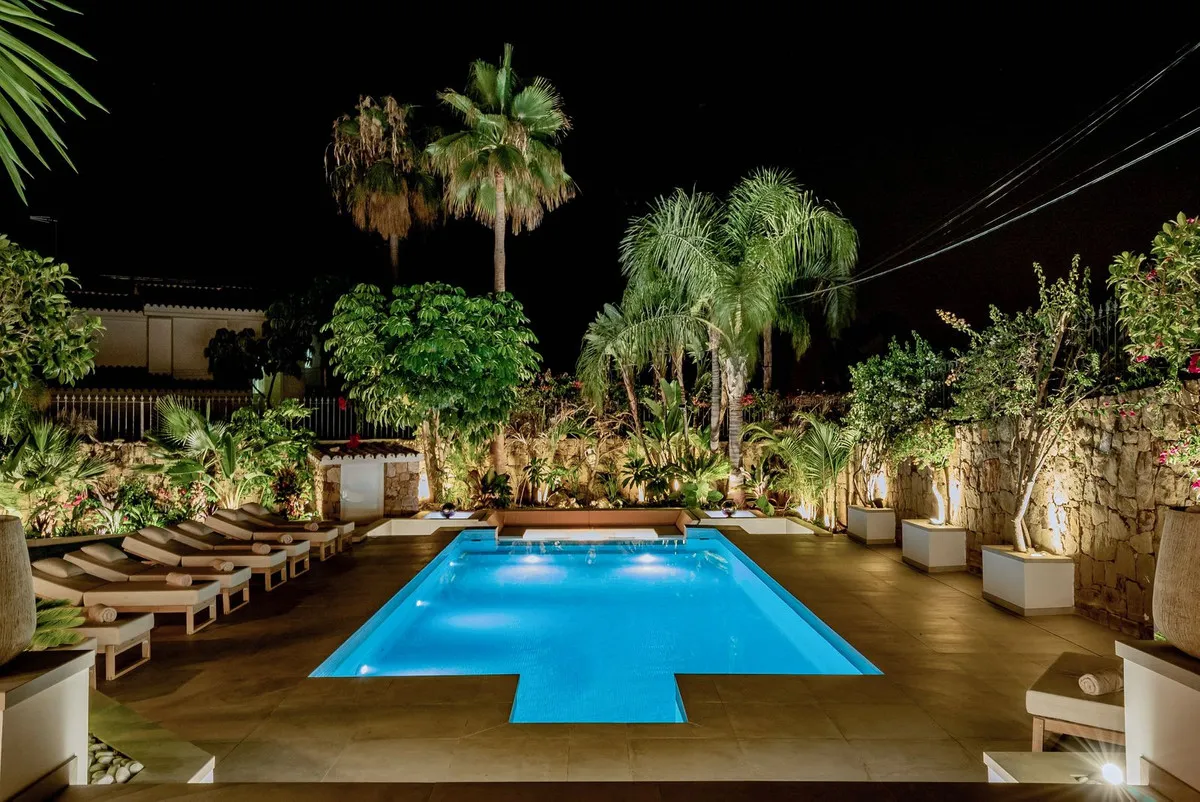 c8772367-13e7-41c4-aff7-77b8ef11a686