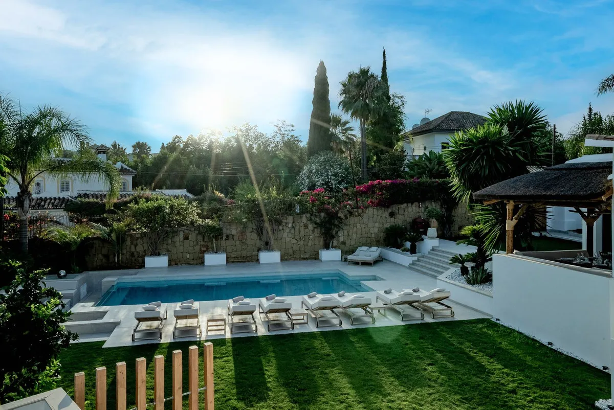 e7072e50-ebfc-444c-bfdb-552af43bf984