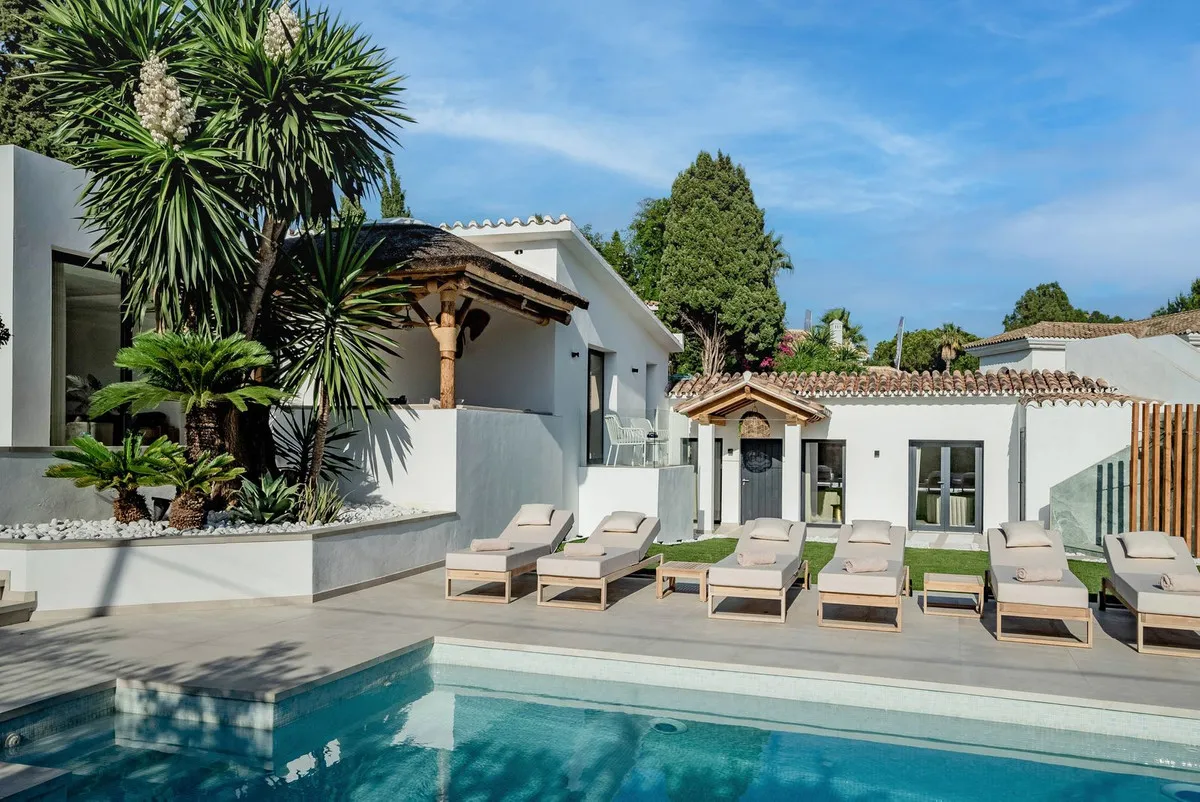 ff23f604-2249-4e2c-8aa2-4d7fd4d9b986