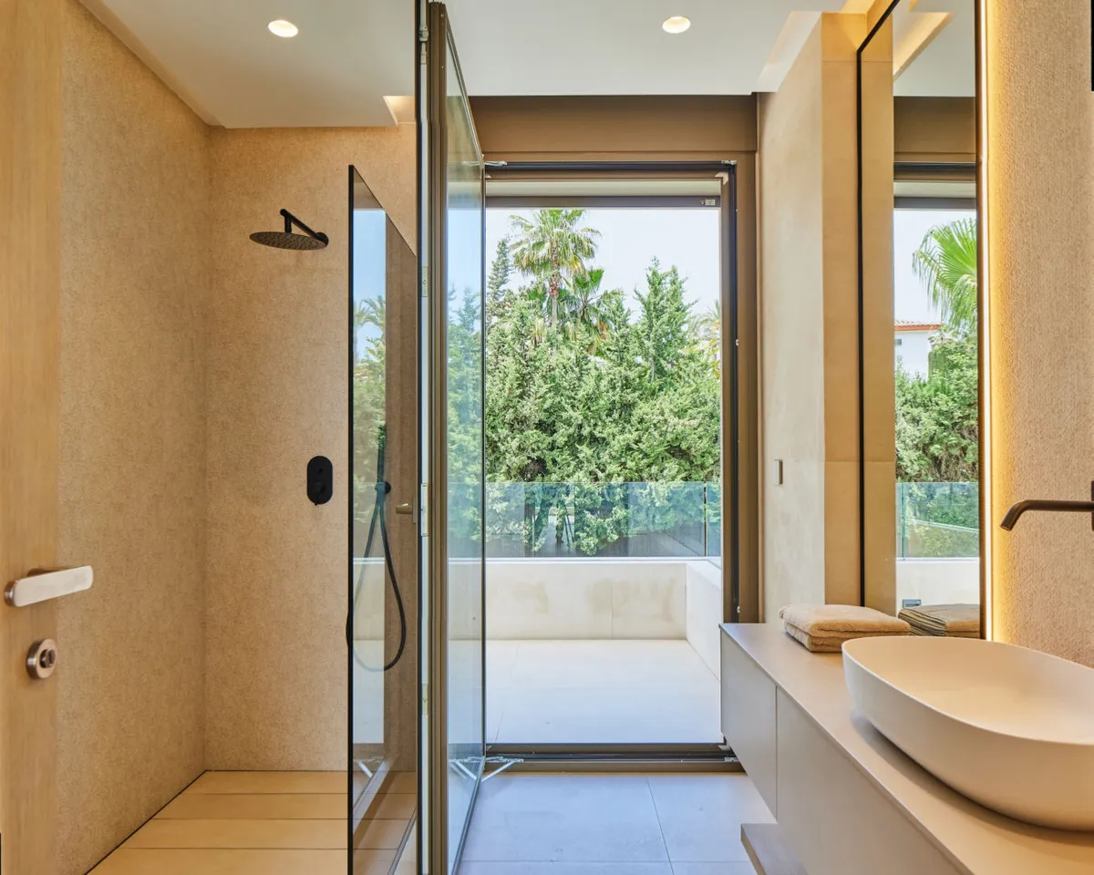 2d3cc955-c70a-40a1-bf31-2eafeb67e976