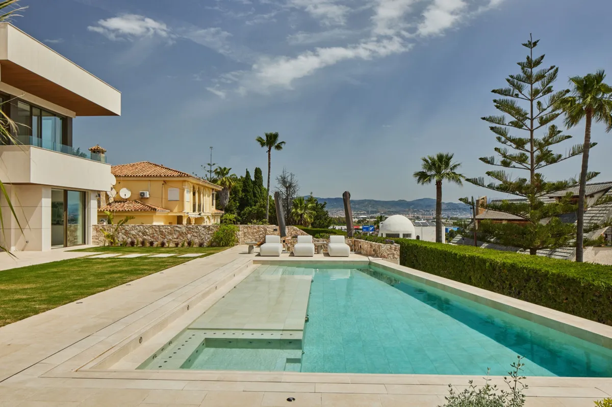 40cca08d-6bcc-4f15-969a-8545b39ea567