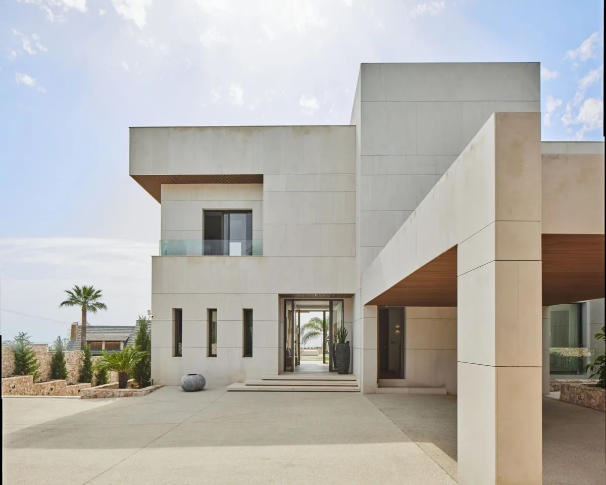 58239488-1781-4d3b-bcf2-c397d3014458