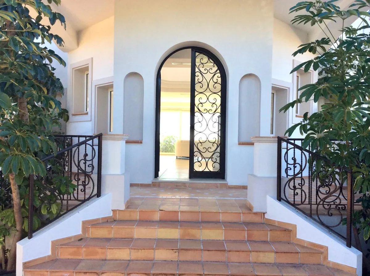 4d2911a6-86c9-439a-9e70-35c8a833609e