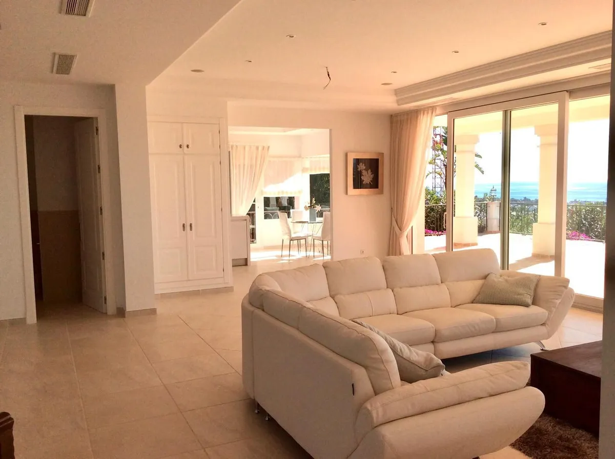 7b6ef559-2d32-41d7-a430-8786447696af