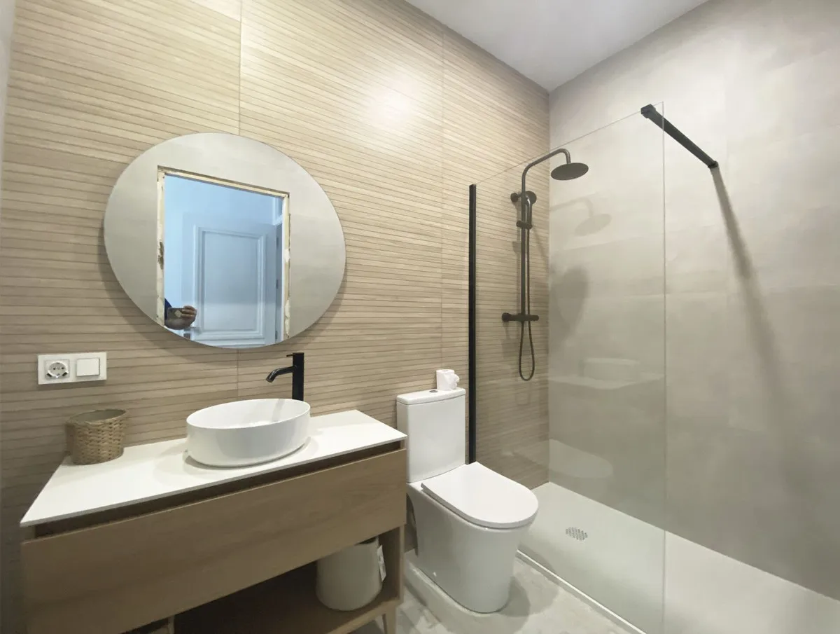 816e6405-c460-4b68-ad03-1ce7316c3593