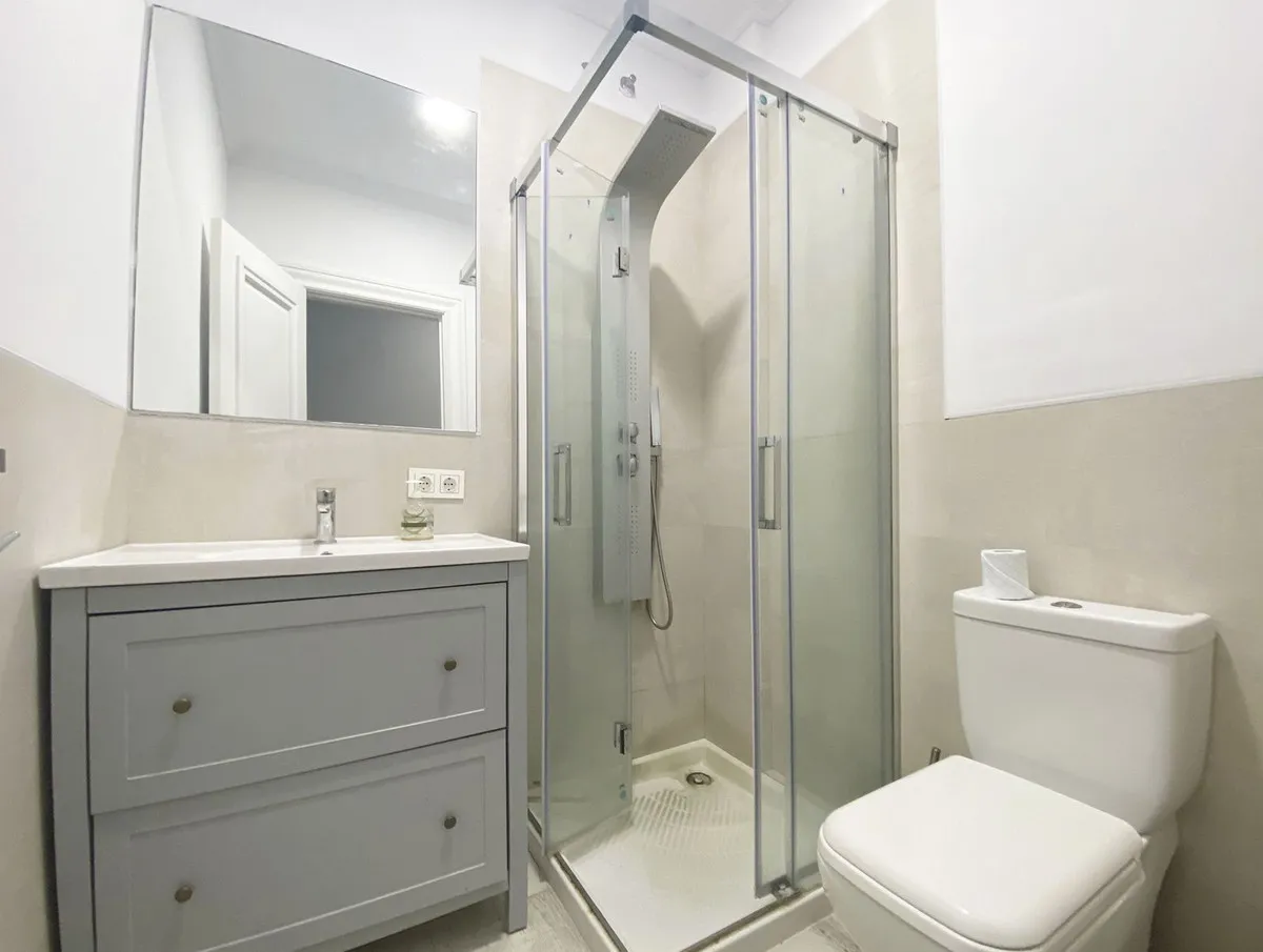 8c16e4c0-4b30-4de9-9d03-fe9a9e73f072