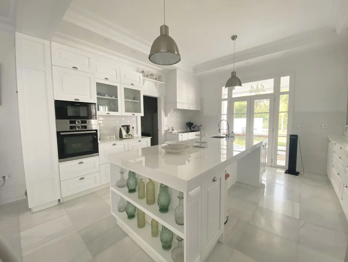 b626fc83-f268-44a2-a9b9-ea18094f37f9