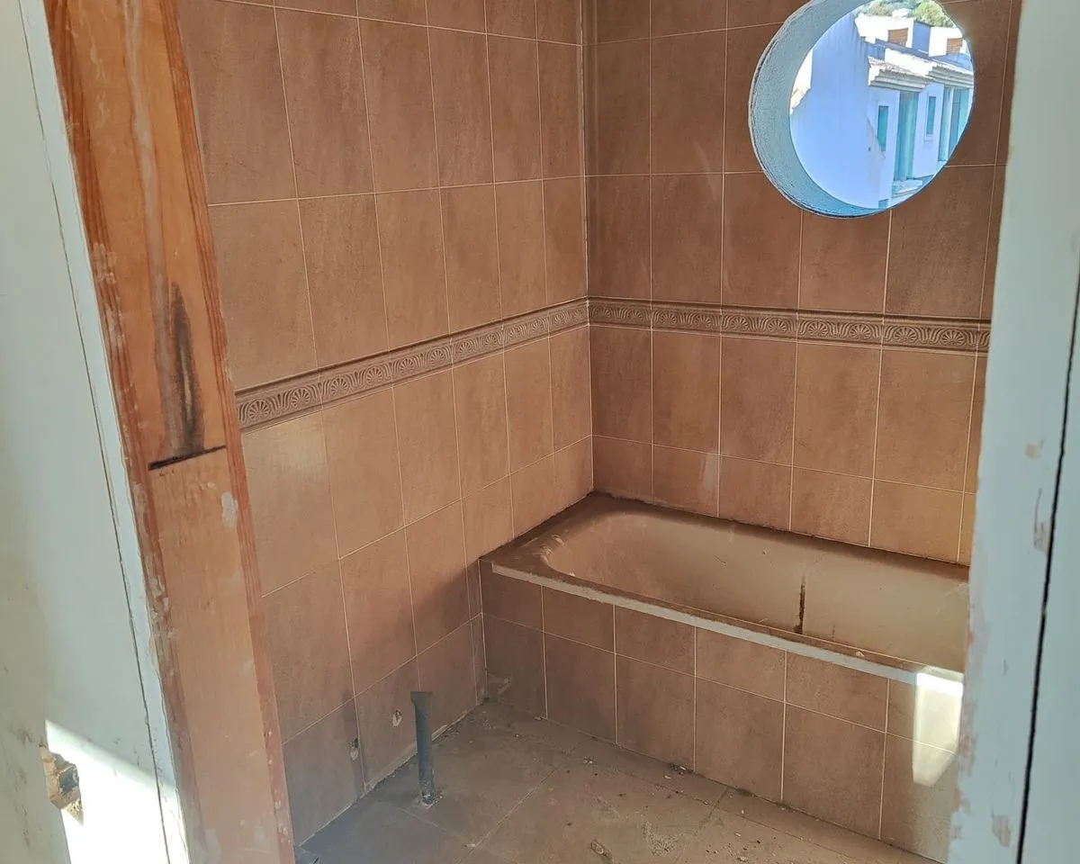 572d1c5b-67b5-4d59-8d6f-5de3103ef965