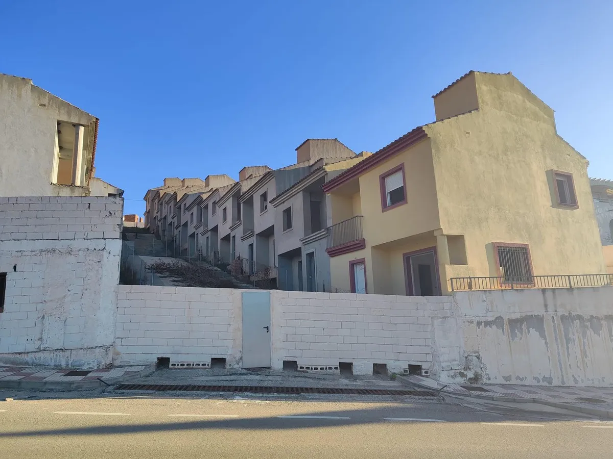 9328a1d1-13ce-499e-a873-dde7d48adcfc