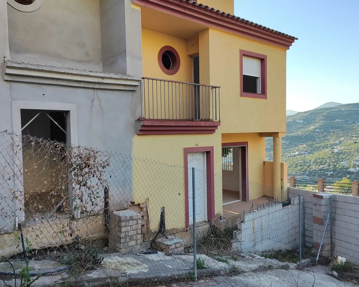 949ba3d1-9b4f-4b3b-a672-9c47f203b3bf