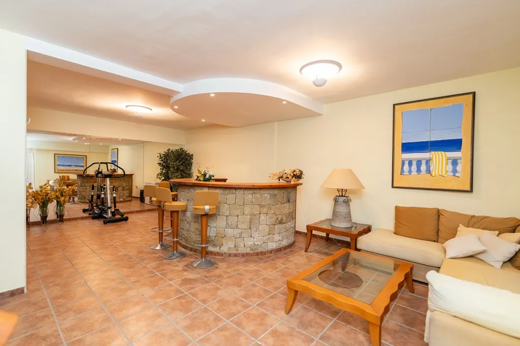 23b18ee0-cb9d-4100-9dbb-0fe18d697e90