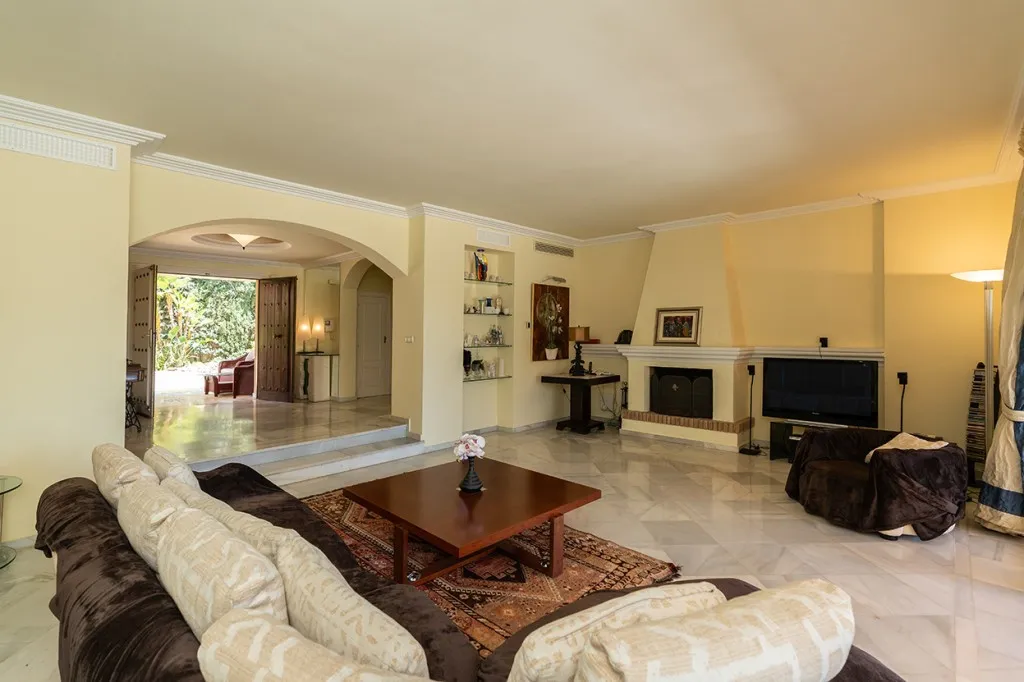 33030916-71e0-4f37-85f5-cdaf6bdacd34