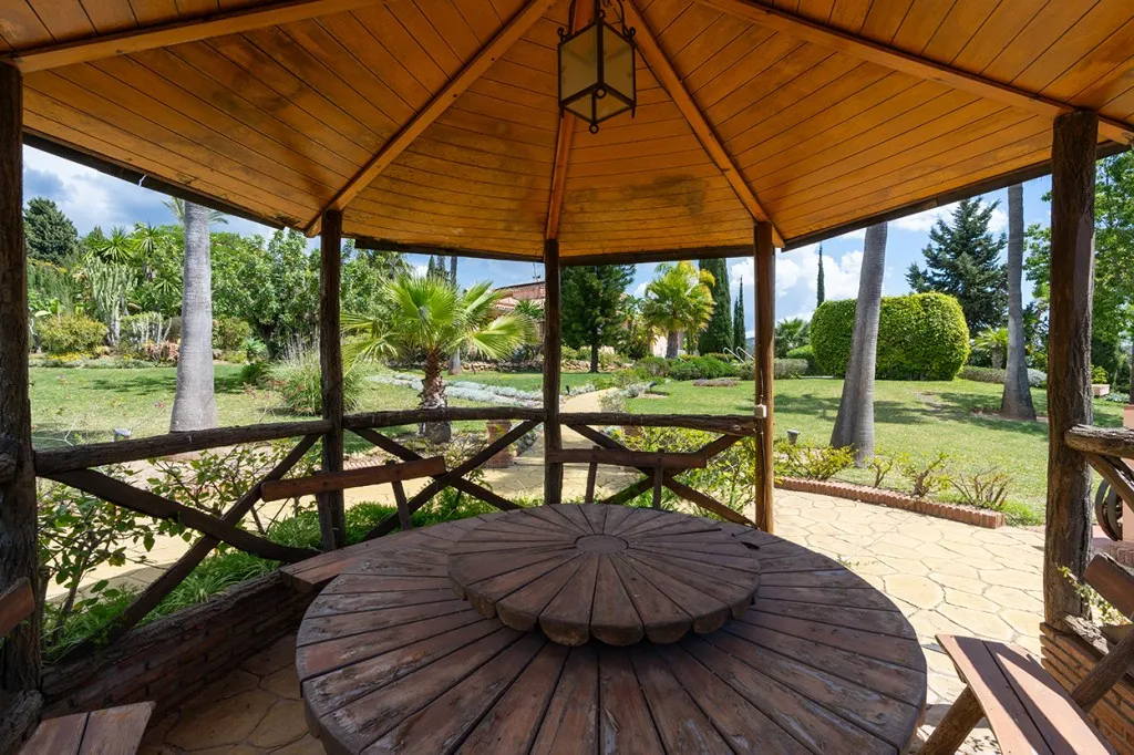 a8f24a59-eb6c-482f-aaf2-d6f874dacc3e