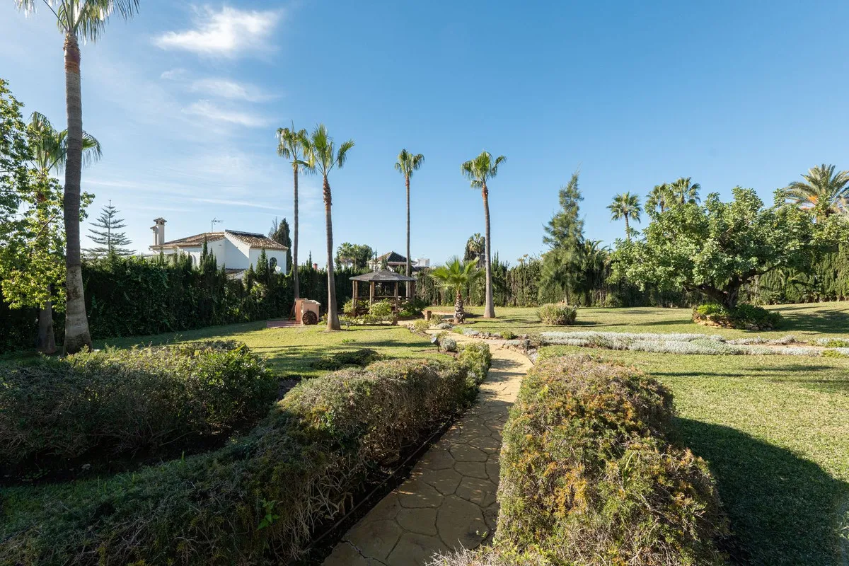 ab962891-72a7-42f6-92c5-e26ea2678acb