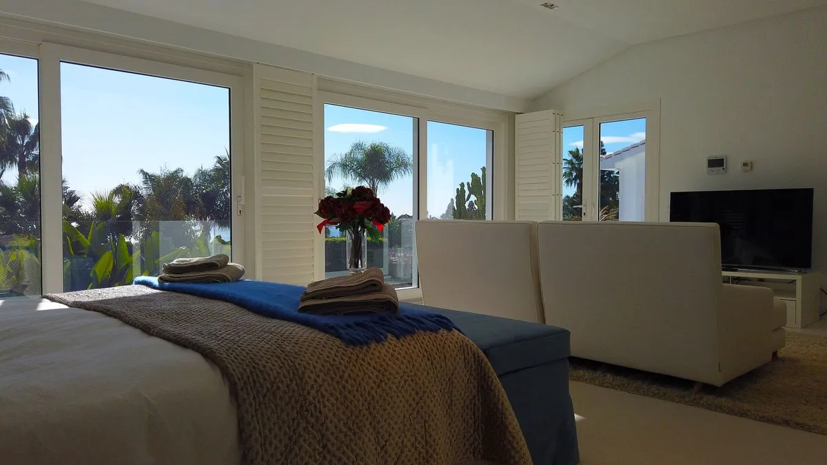 0cd21490-f6c1-4046-a7f5-5c6b7dcdb97c