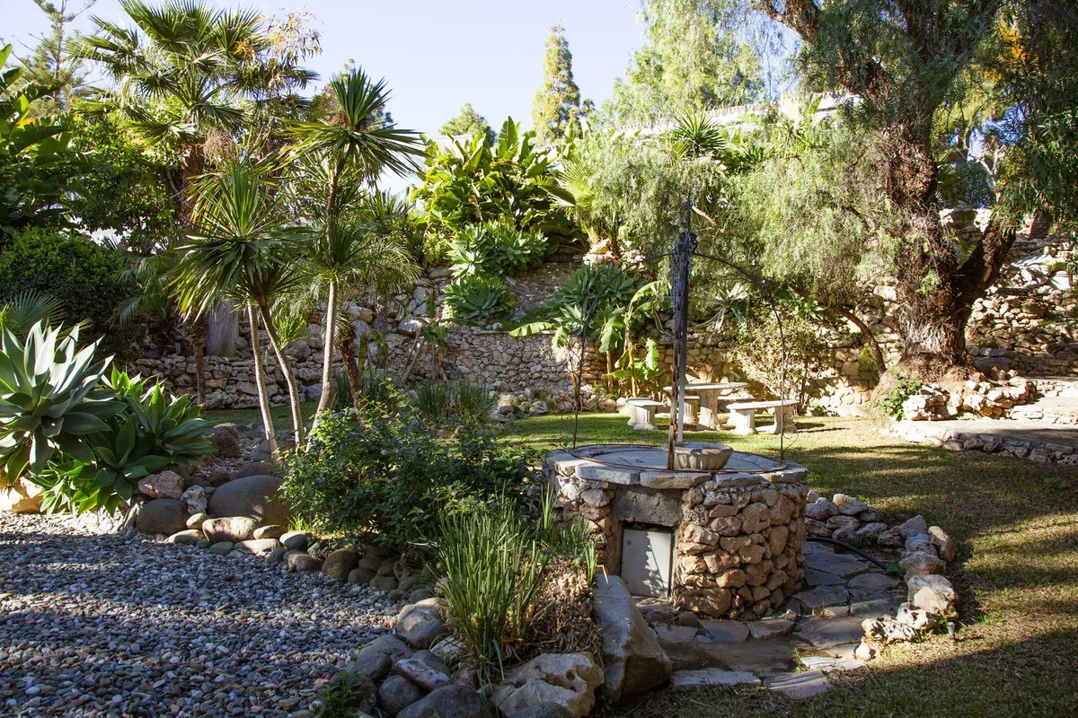 15bb00a5-0bdf-418c-9352-2b672a3708fd