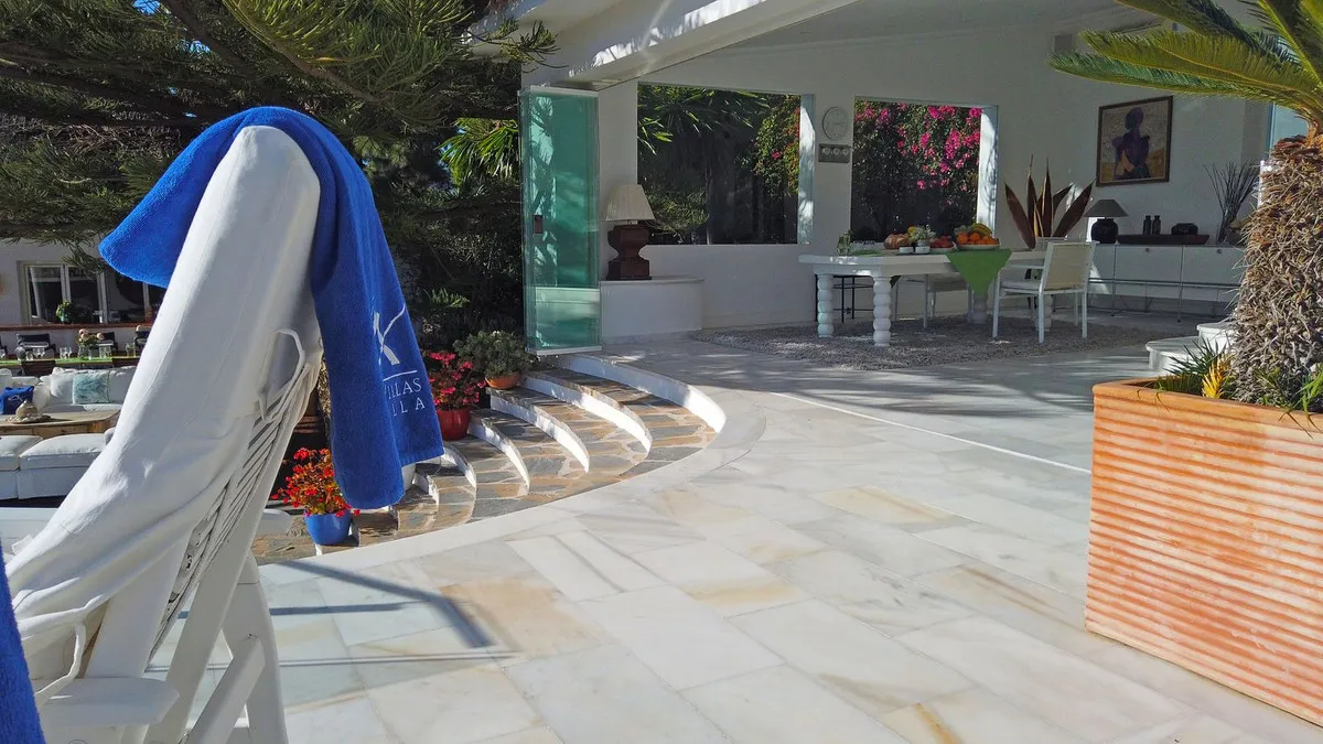 33ffc614-92d6-484e-8c78-c3033086dc3d