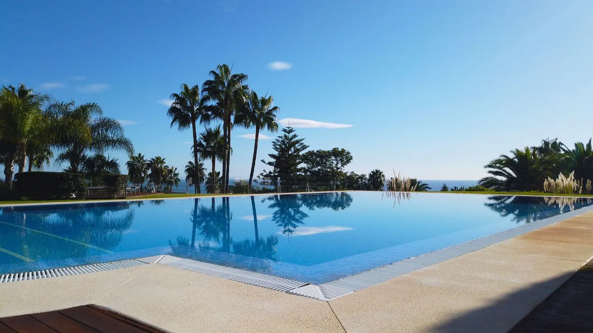 b2b1e853-d3b2-4655-8383-dc43d02bbff3