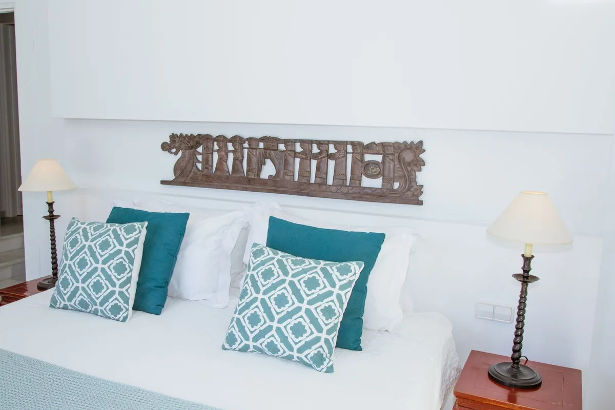 c7fa5b74-a7a1-443f-9547-7e60891bbc5a