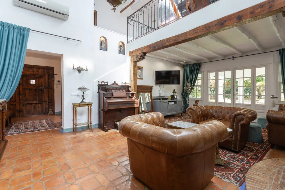 5db9d49d-2bed-432a-96b7-dc05892f89b7