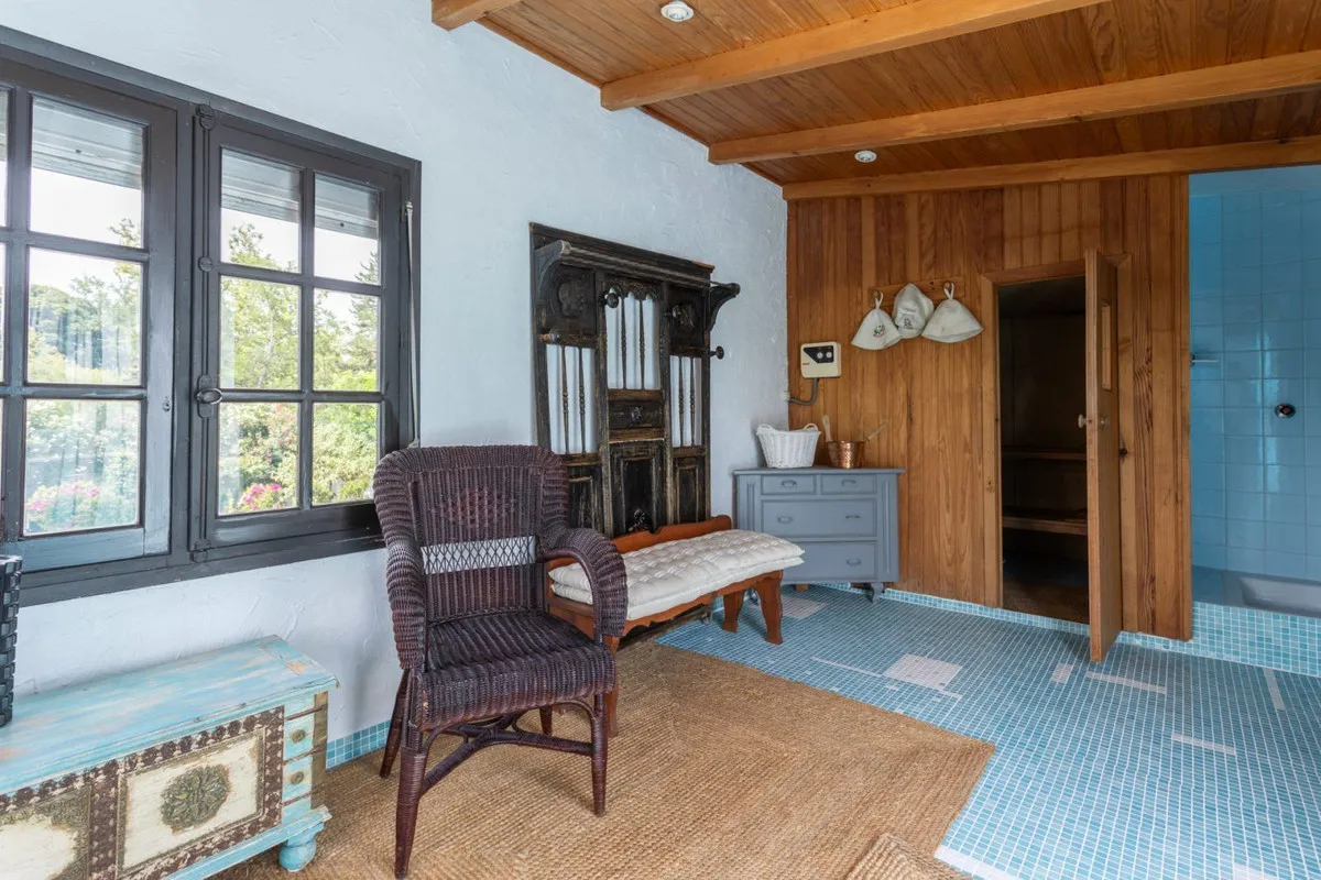 7ae375ee-6a3c-4906-a9a9-e456686a5dbb