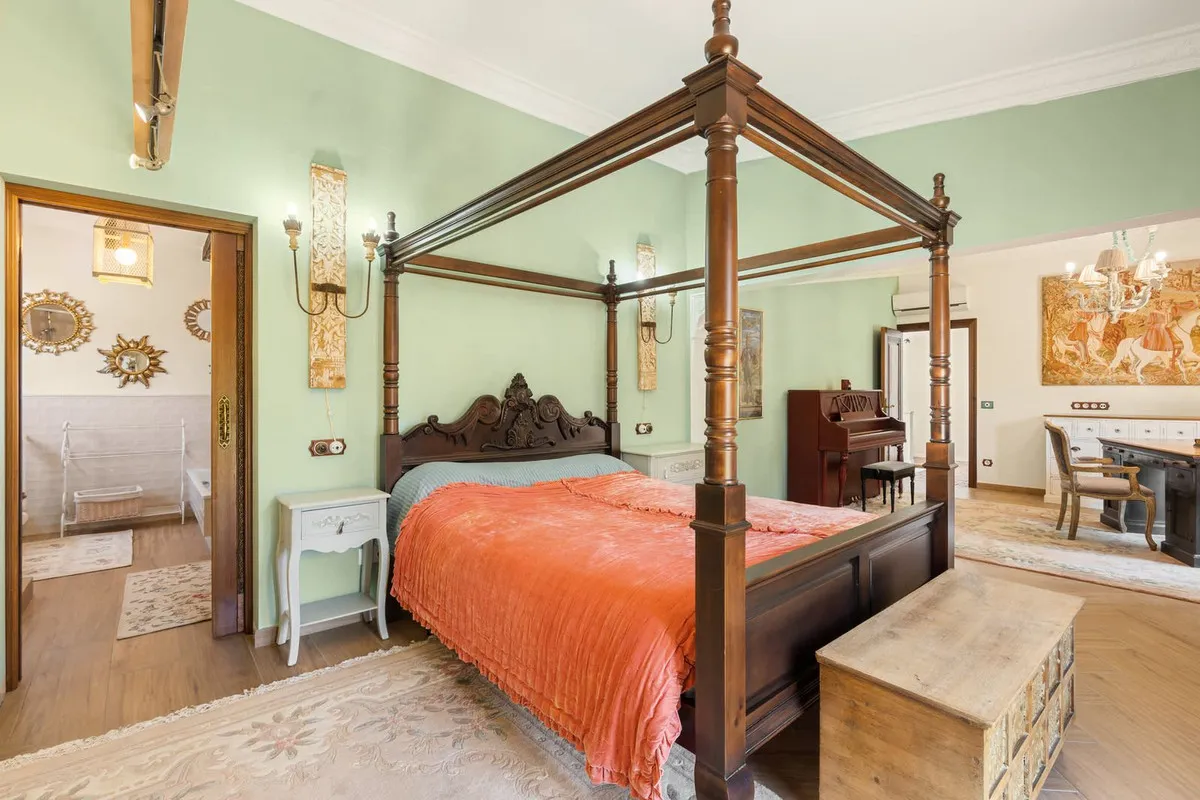 81b9b942-82b1-41c0-87c2-12ae0fc5448c