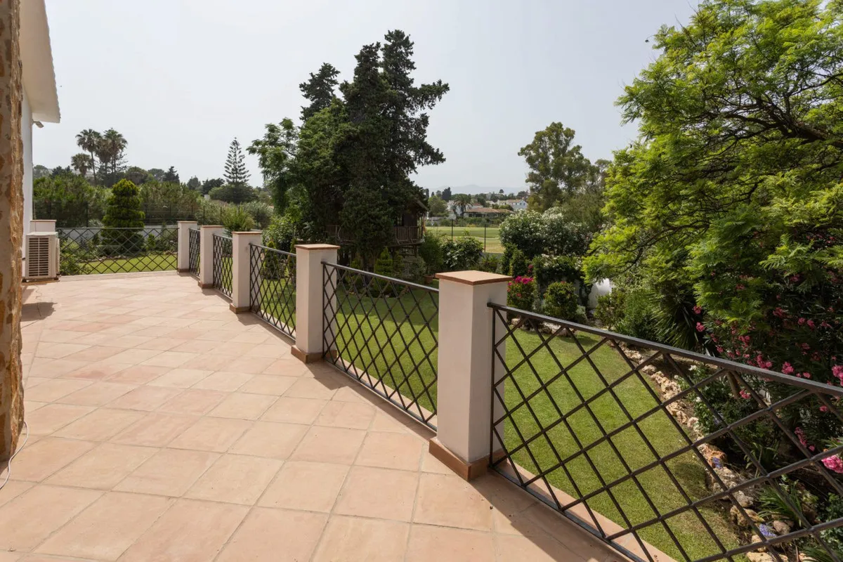 9dedb68b-de22-4758-abd3-30a347c1f35d