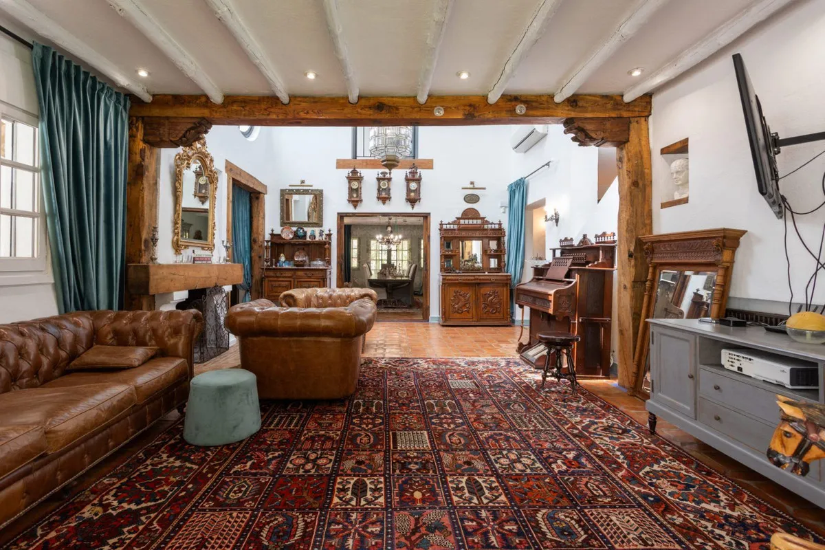 d1cdca1d-9ff8-4fbb-aea8-a1f812c0853b