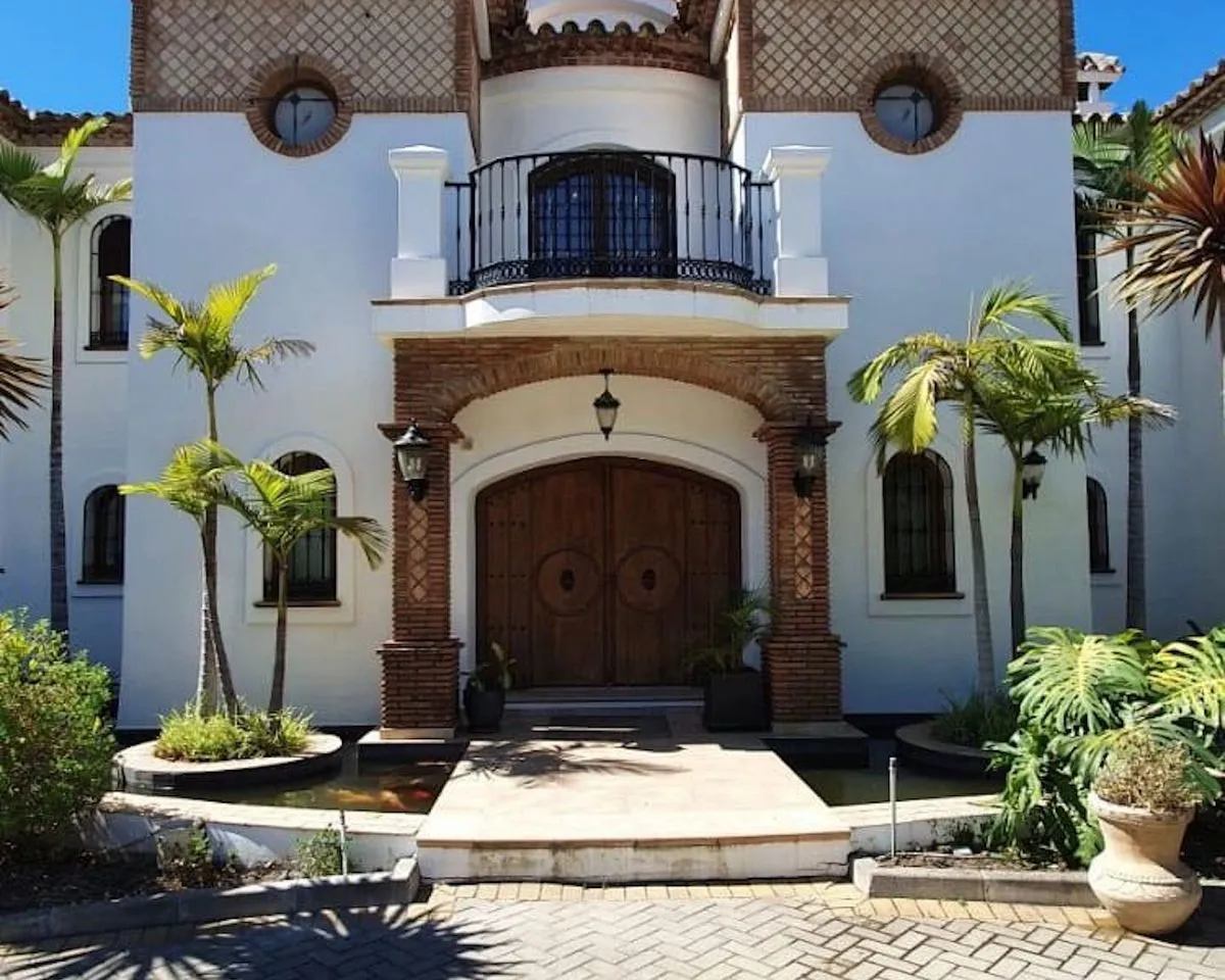 12fc91af-a1ad-4654-8f02-b51b2a89f653