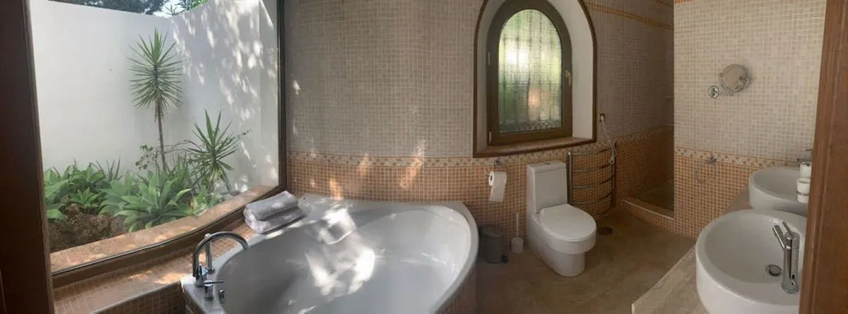 4b605e3f-5d0e-4cea-afff-29e556dc80dd