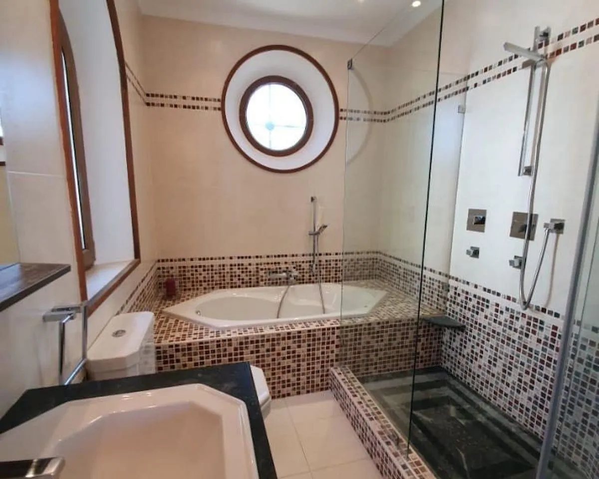 dbab76d8-7613-42cc-b923-da9fb3fb247f