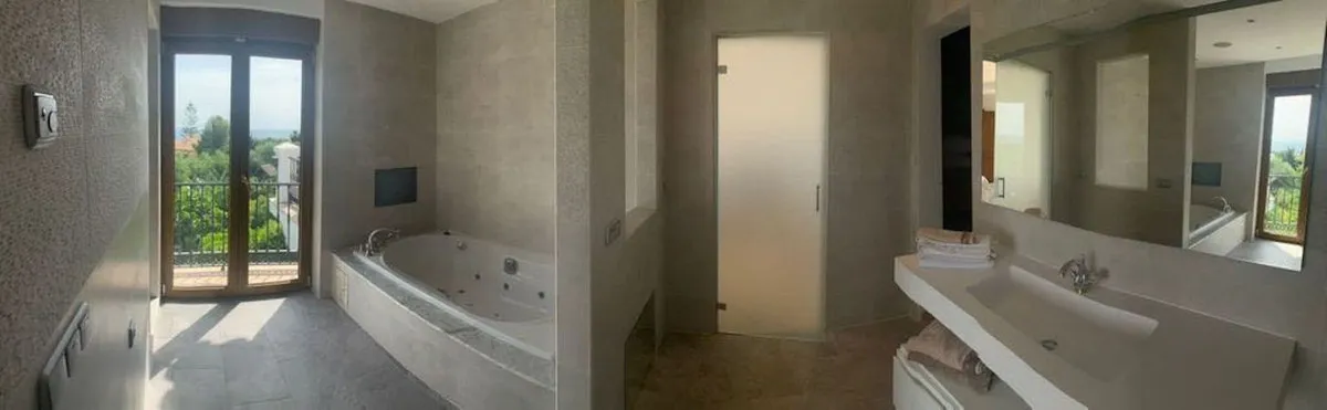 e1fa3ee2-804a-45ce-a5a4-da2562e2f317