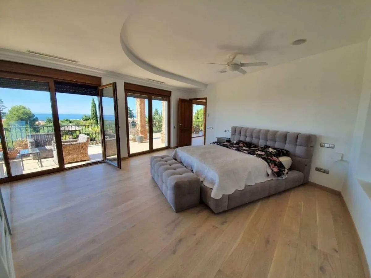 fd758b71-8a9c-4926-8780-3bba4ea9b20d