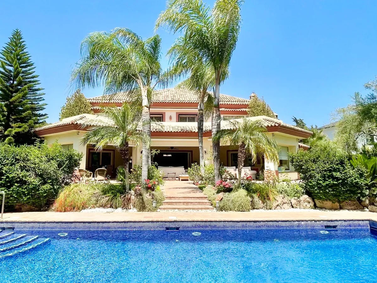 5121dc77-6da2-4d28-9ad2-e35bfab1e314