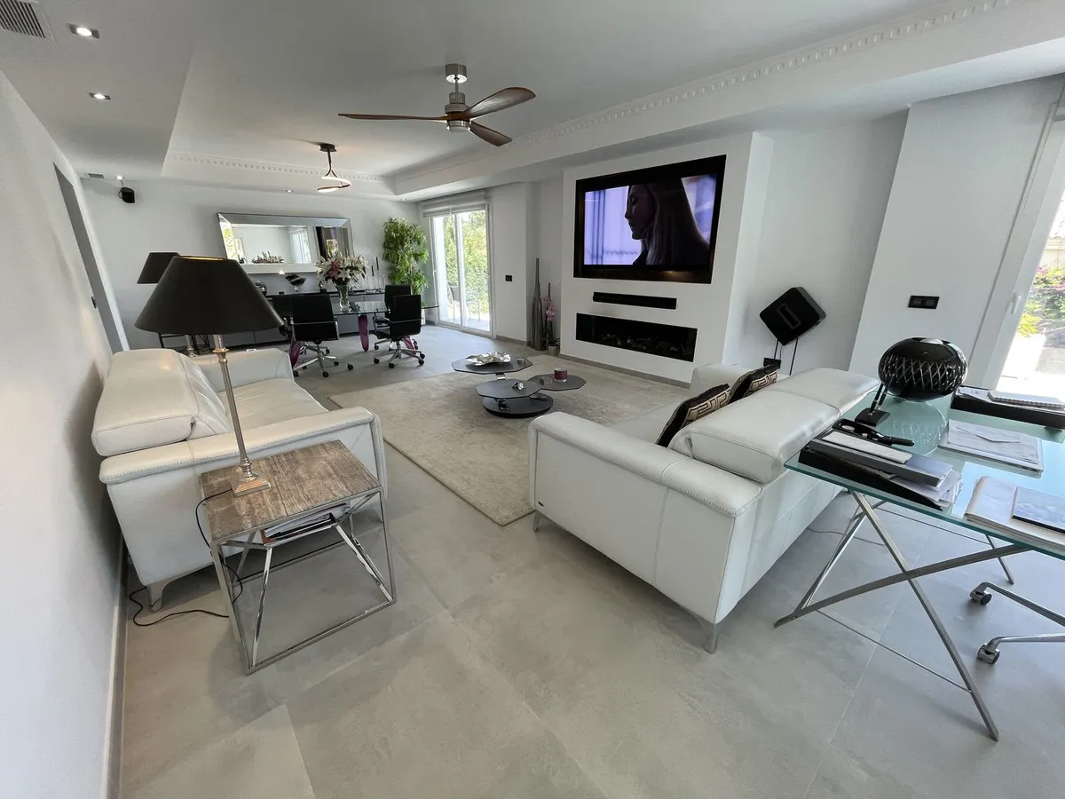 0f272c7d-cae3-405d-9c21-626d63ec2b1a