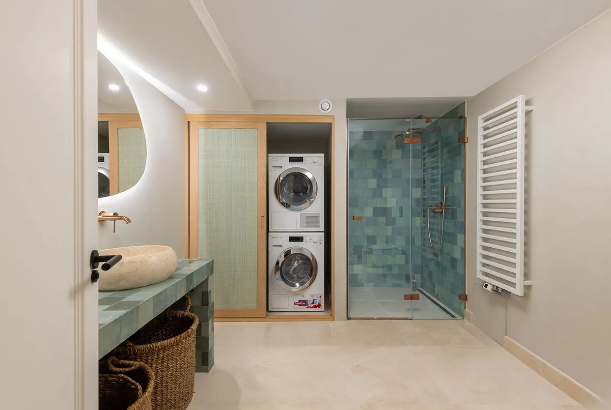 8c87eda8-1cd5-48ca-86bd-8961fe6b26be