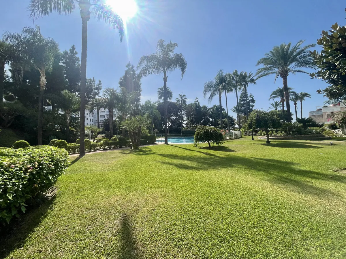 261759f8-207d-4bca-92f8-690135f90853